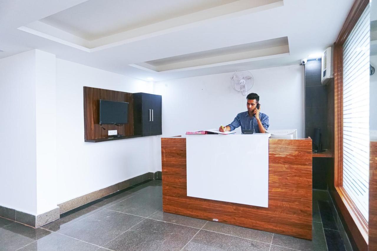 Hotel O Dream Connect Near Omaxe Celebration Mall Gurgaon Esterno foto